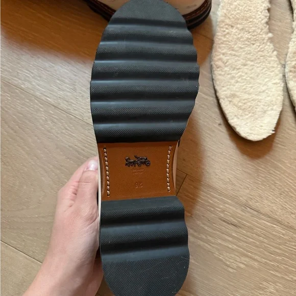 Gucci Cream Studded Men's Loafers - Picture 4 of 7